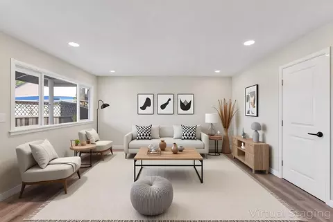Living - 136 Lester Ct, Watsonville, CA 95076 photo 1 of 5