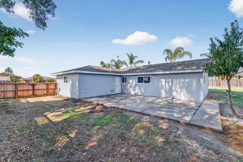 Exterior - 136 Lester Ct, Watsonville, CA 95076 photo 5 of 10