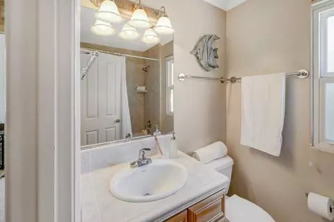 981 Harrison St, Monterey, CA 93940 photo 14
