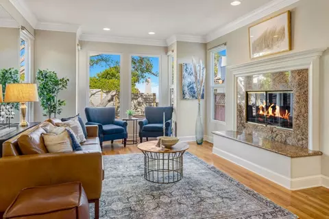 981 Harrison St, Monterey, CA 93940 photo 4