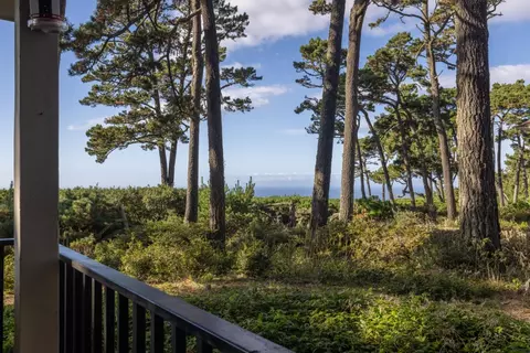 22 Ocean Pines Ln 22, Pebble Beach, CA 93953