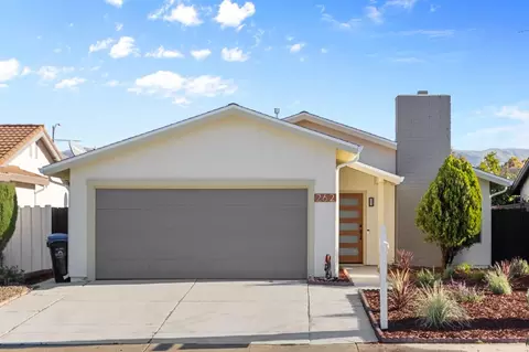 262 Checkers Dr, San Jose, CA 95116