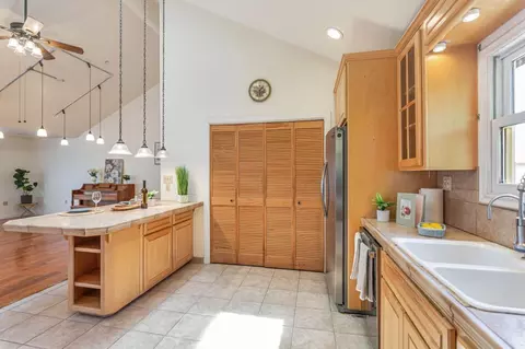 Kitchen - 89 Hatton Ave, Spreckels, CA 93962 photo 4 of 4