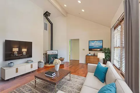 Living - 89 Hatton Ave, Spreckels, CA 93962 photo 2 of 4