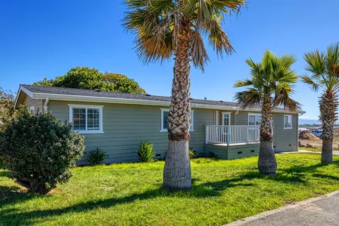 800 Dolan Rd 29, Moss Landing, CA 95039