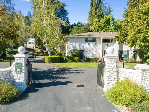 600 Pennsylvania Ave 21, Los Gatos, CA 95030