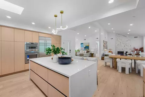 24985 Oneonta Dr, Los Altos Hills, CA 94022