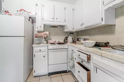 Kitchen - 2210 San Blas Ct, Modesto, CA 95355 photo 3 of 5