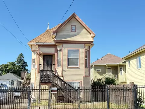 2841 Filbert St, Oakland, CA 94608