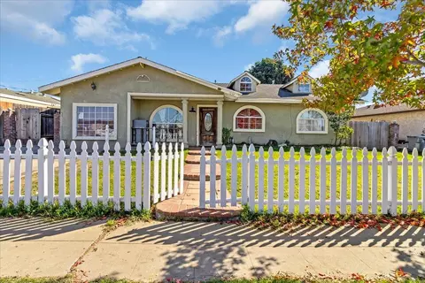 1238 Granada Ave, Salinas, CA 93906 photo 2