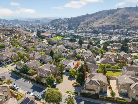 83 Parkgrove Dr, South San Francisco, CA 94080