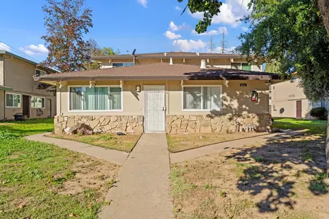 905 Carro Dr, Sacramento, CA 95825
