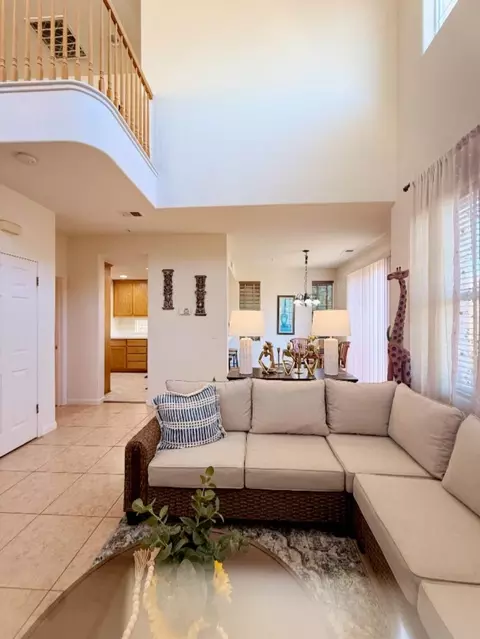 1949 Bradbury St, Salinas, CA 93906 photo 8