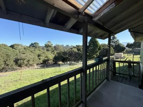 9086 Coker Rd, Salinas, CA 93907