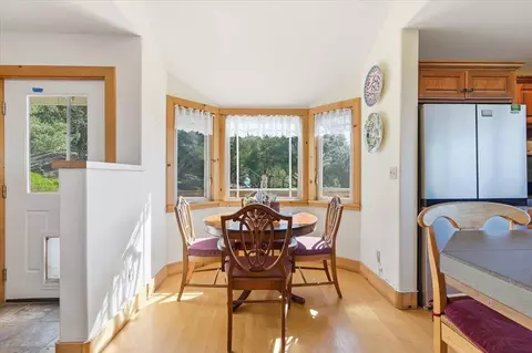 Dining - 1175 Eagle Hill Rd, Royal Oaks, CA 95076 photo 2 of 2