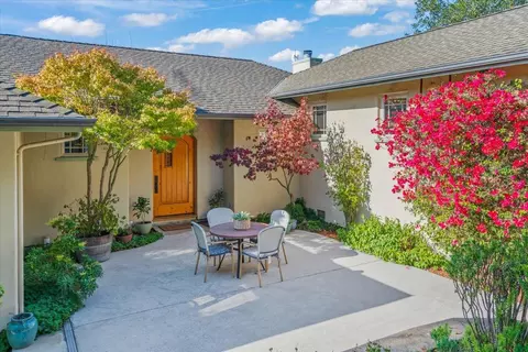 Exterior - 1175 Eagle Hill Rd, Royal Oaks, CA 95076 photo 8 of 11