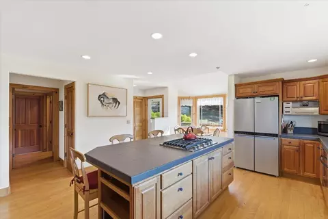 Kitchen - 1175 Eagle Hill Rd, Royal Oaks, CA 95076 photo 3 of 8