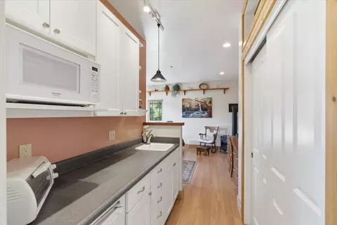 Kitchen - 1175 Eagle Hill Rd, Royal Oaks, CA 95076 photo 8 of 8