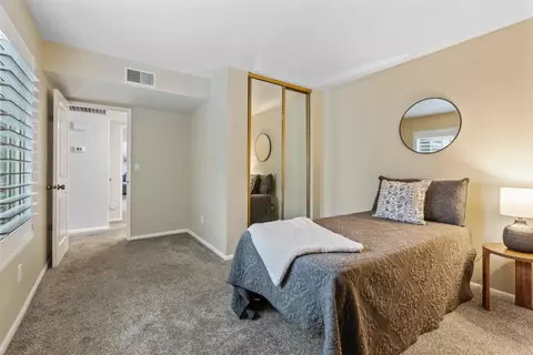 1006 Sylvan Meadows Dr, Modesto, CA 95356 photo 18