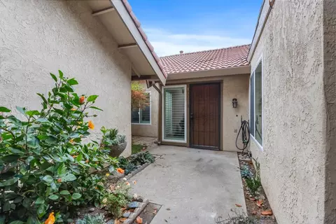 1006 Sylvan Meadows Dr, Modesto, CA 95356 photo 2
