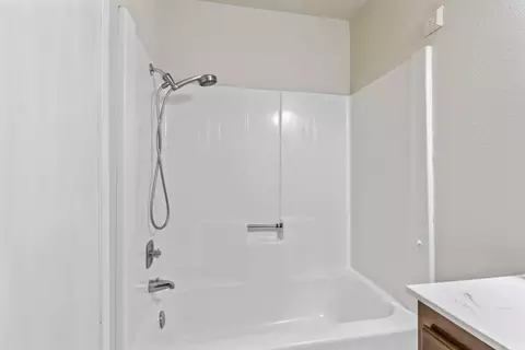 1006 Sylvan Meadows Dr, Modesto, CA 95356 photo 20