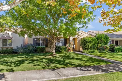 1355 Cypress Ct, Gilroy, CA 95020