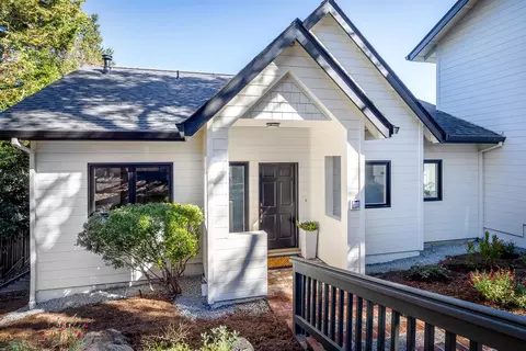 530 Live Oak Ln, Redwood City, CA 94062