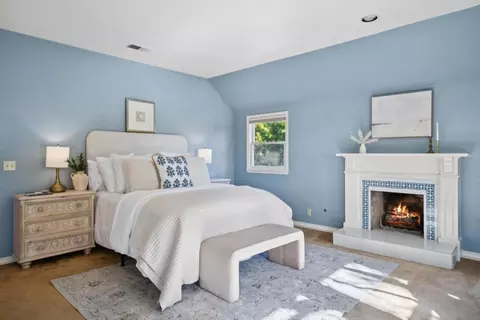 Bedroom - 2830 14th Ave, Carmel, CA 93923 photo 3 of 7