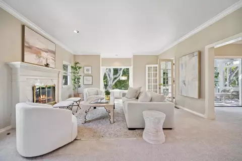 Living - 2830 14th Ave, Carmel, CA 93923 photo 4 of 4