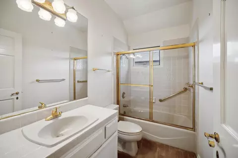 Bath - 2830 14th Ave, Carmel, CA 93923 photo 6 of 6