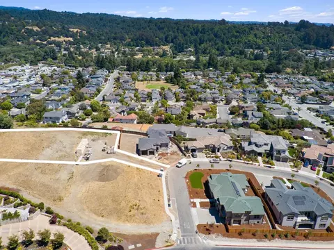 60 Indy Cir, Soquel, CA 95073