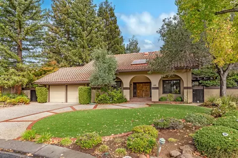 1281 Windimer Dr, Los Altos, CA 94024