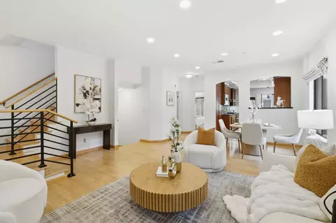 926 La Mesa Ter A, Sunnyvale, CA 94086