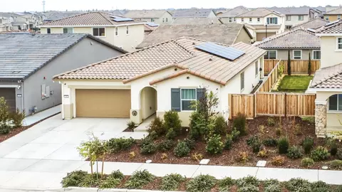View/Area - 554 Pleasant Dr, Lathrop, CA 95330 photo 2 of 3