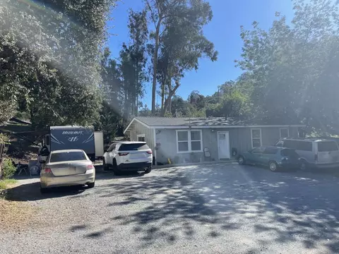 319 Echo Valley Rd, Salinas, CA 93907 photo 1