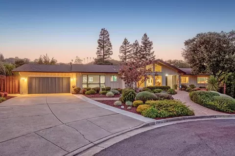 20802 Sevilla Ln, Saratoga, CA 95070
