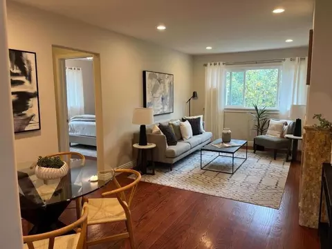Living - 1609 Bonita Ave 5, Berkeley, CA 94709 photo 3 of 3