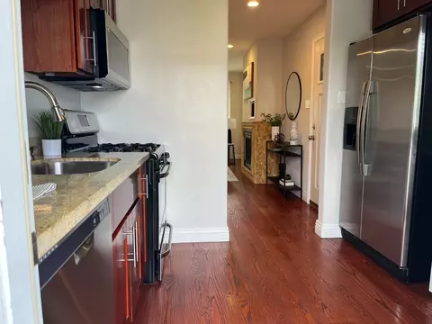Kitchen - 1609 Bonita Ave 5, Berkeley, CA 94709 photo 2 of 2