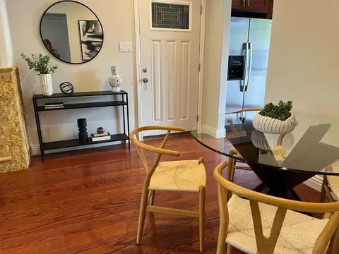 Entry Way - 1609 Bonita Ave 5, Berkeley, CA 94709 photo 1 of 2