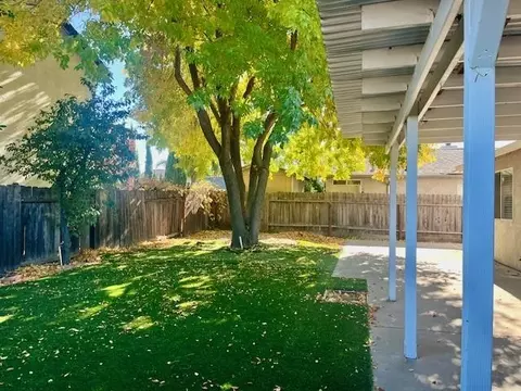 Exterior - 16100 5th St, Lathrop, CA 95330 photo 5 of 10