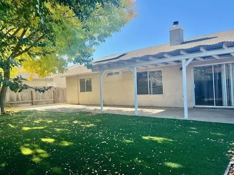 Exterior - 16100 5th St, Lathrop, CA 95330 photo 6 of 10