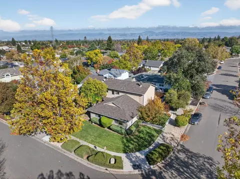 5548 Taft Dr, San Jose, CA 95124