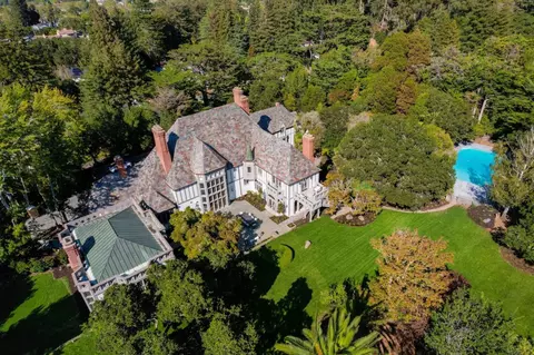 85 Fagan Dr, Hillsborough, CA 94010