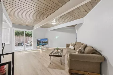 42 Saint Marys Pl, Redwood City, CA 94063