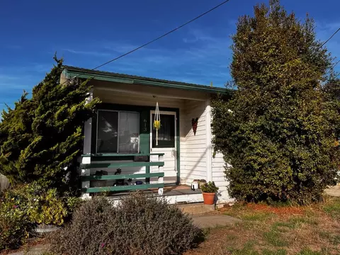 Hilby Ave, Seaside, CA 93955
