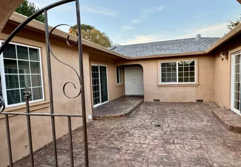 9810 Rye Ct, Salinas, CA 93907 photo 2