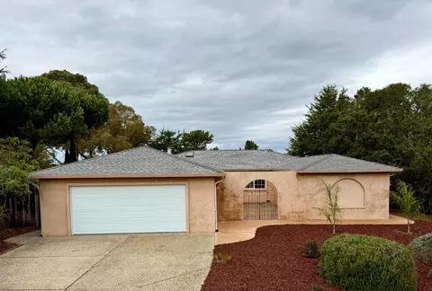 9810 Rye Ct, Salinas, CA 93907