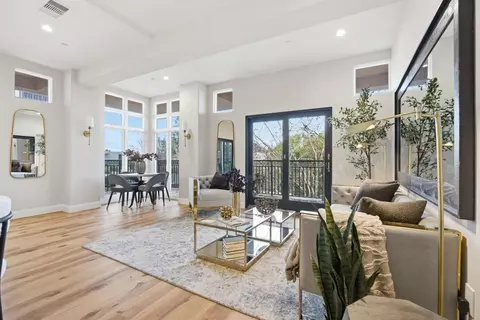 200 Sheridan Ave 305, Palo Alto, CA 94306