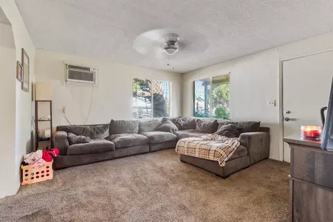 916 Middlecoff Ave, Modesto, CA 95351 photo 7