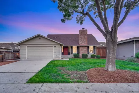 1078 Clematis Dr, Sunnyvale, CA 94086